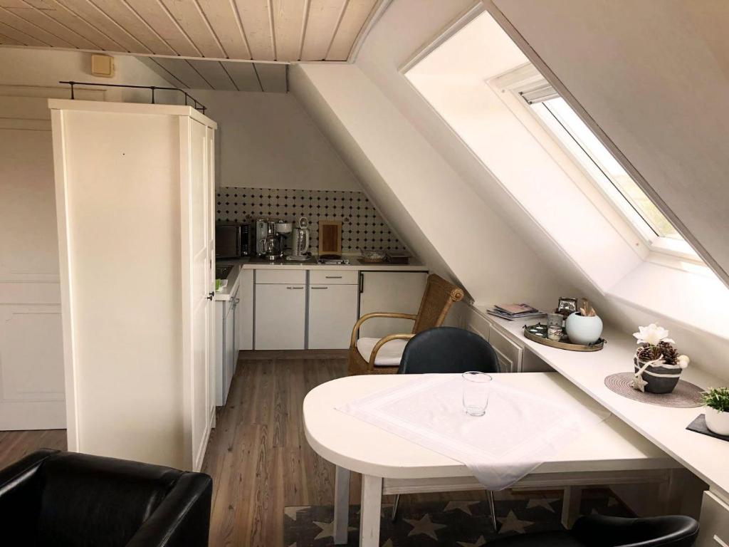Sylter-Diek-Hus-Sissy-Apartment room 4